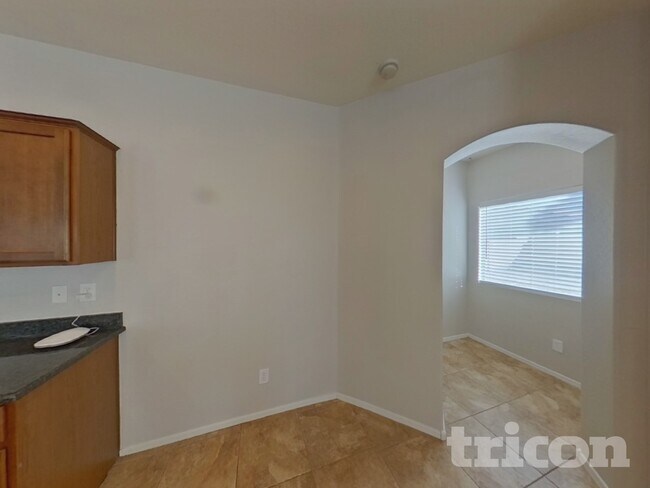 Foto del edificio - 36907 W Mondragone Ln