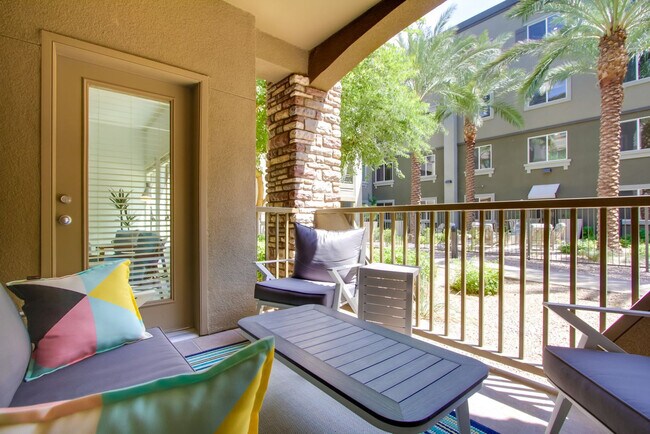 Foto del edificio - 5350 E Deer Valley Dr