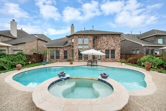 Building Photo - 3422 Stone Springs Dr