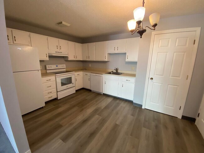 Foto del edificio - 14 Northbrook Dr