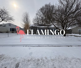 Building Photo - 102 Ramona Dr