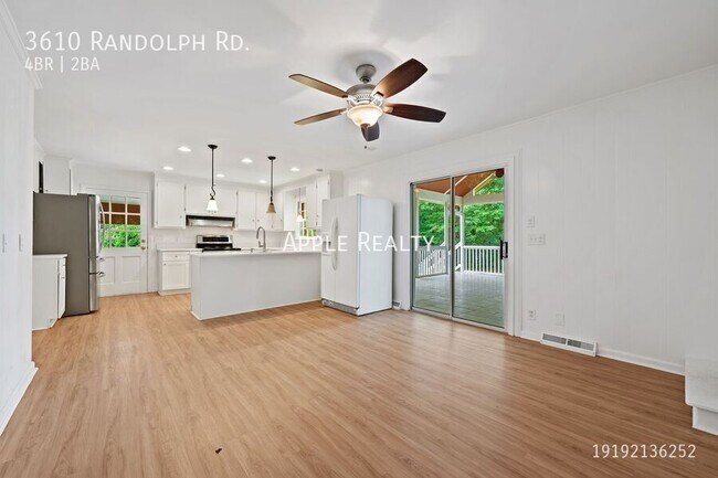Foto del edificio - 3610 Randolph Rd