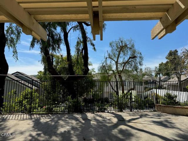 Foto del edificio - 6485 Trefoil Ave