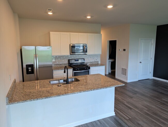 Foto del edificio - 125 Maple Run Dr