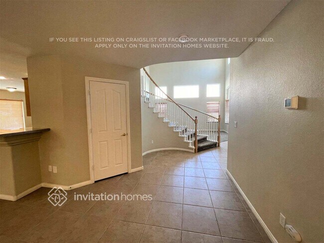 Foto del edificio - 8104 Marin Pointe Ave
