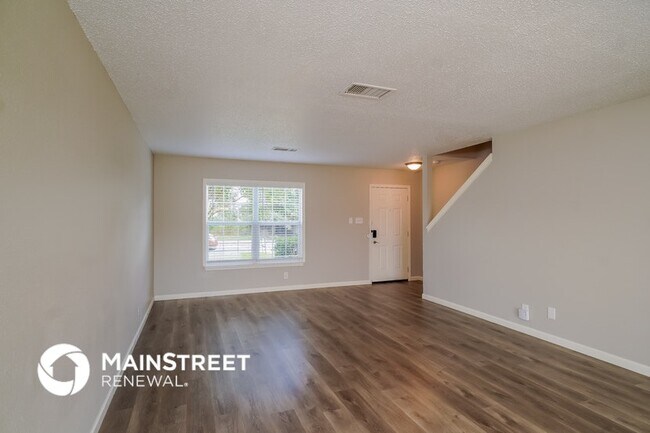 Foto del edificio - 4439 Misty Springs Dr