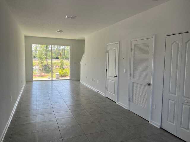 Foto del edificio - 113 Sage Br St