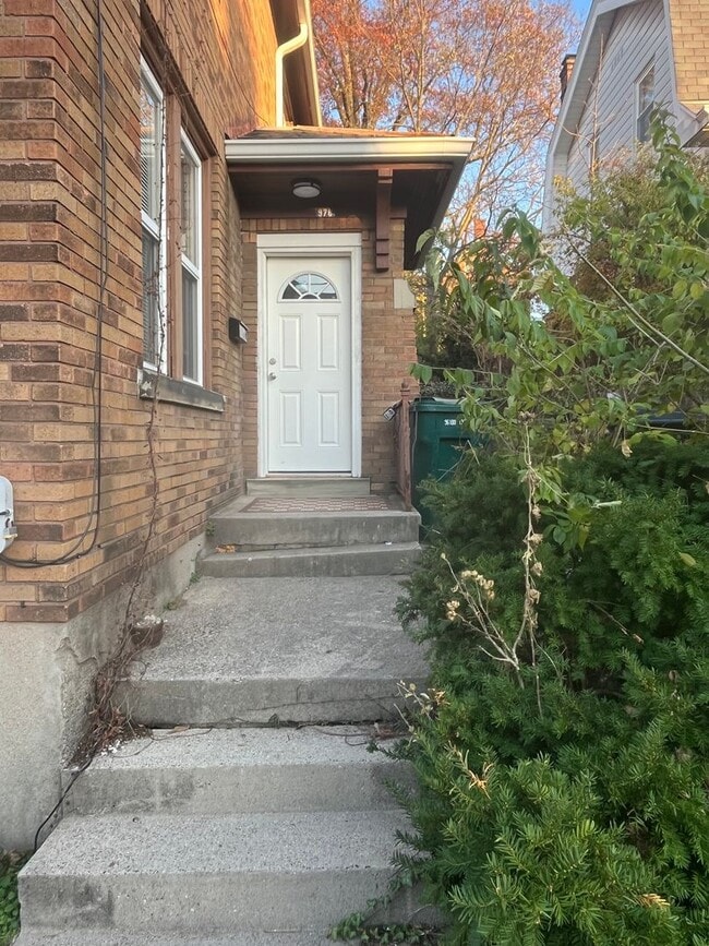 Photo - Beautiful Character in this Two Bedroom! House