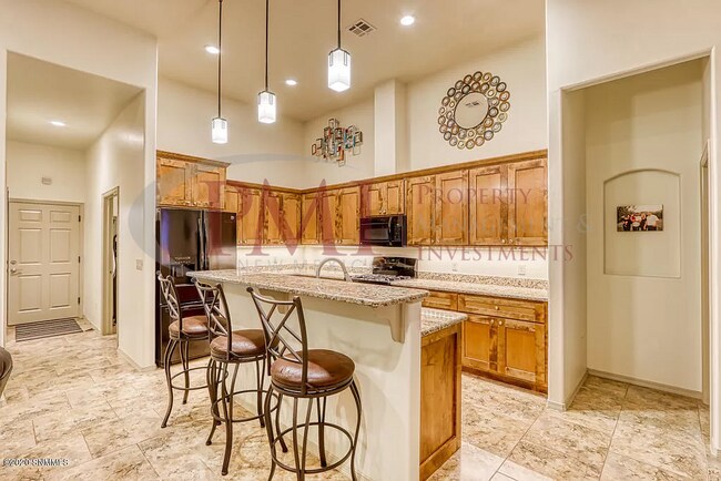 Foto del edificio - 6067 Atlas St