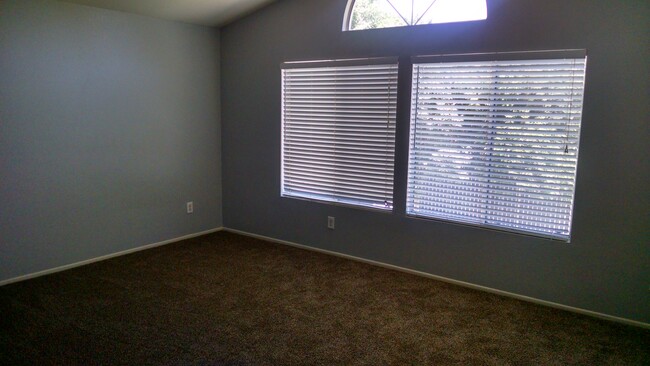 Building Photo - 7825 Green Crest Ct