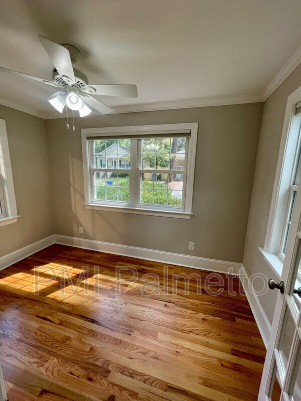 Building Photo - 746 Deerwood St