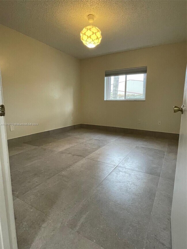 Building Photo - 3660 N 56th Ave