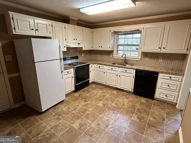 Foto del edificio - 185 Pebble Creek Dr