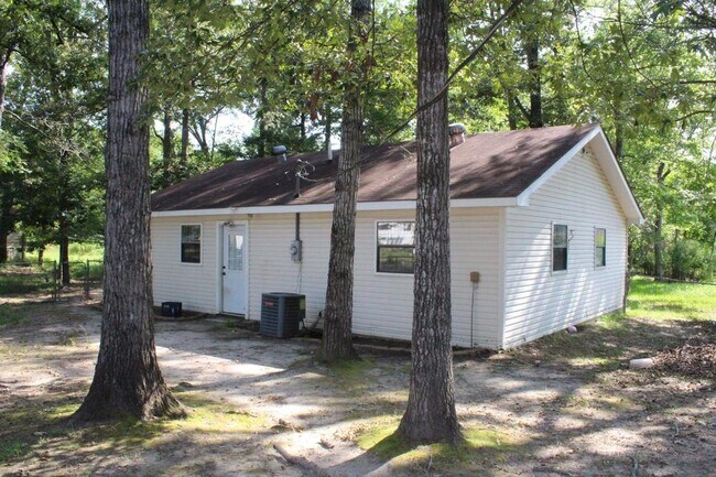 Building Photo - 185 Allens Aly