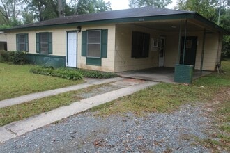 Building Photo - 1511 Evelyn Ave