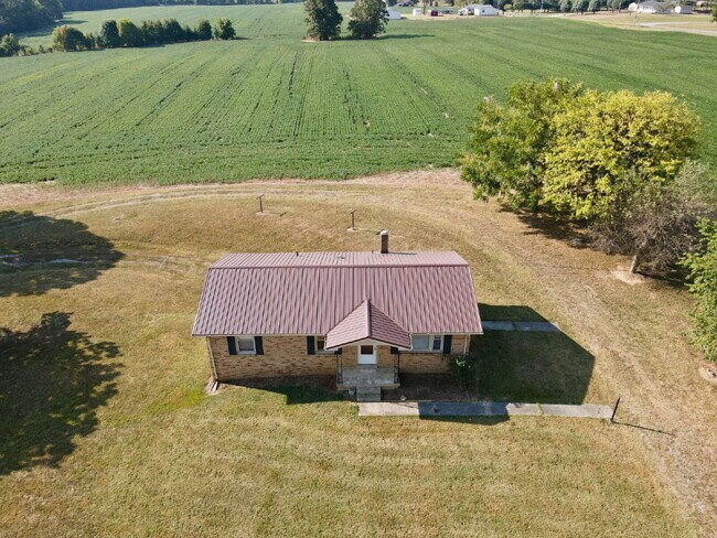 Foto del edificio - 3BR/2BA Home in Springfield surrounded by ...