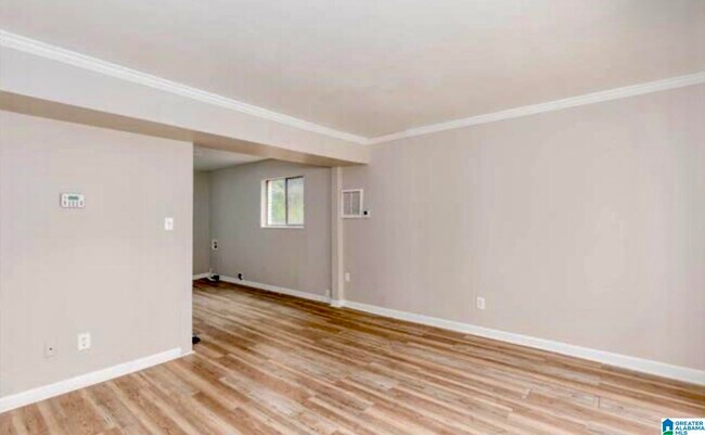 Foto del edificio - 7728 Rugby Ave