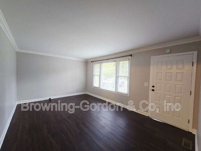 Foto del edificio - 3947 Creekside Dr