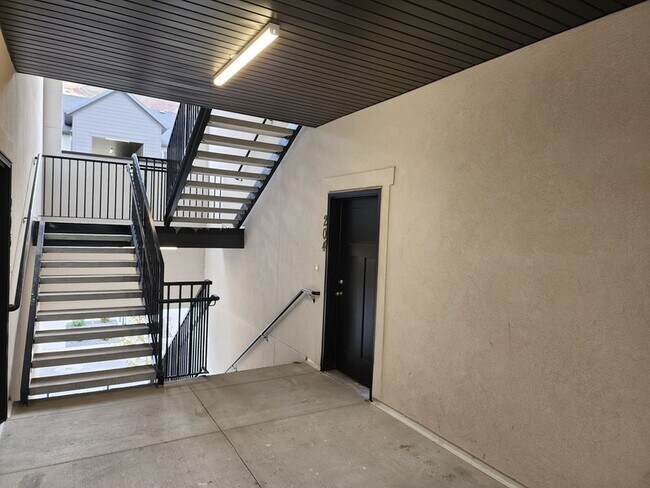 Foto del edificio - 4735 Alder Dr