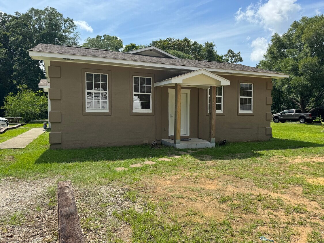 11921 Woodland Ave, Foley, AL 36535 Townhome Rentals in Foley AL