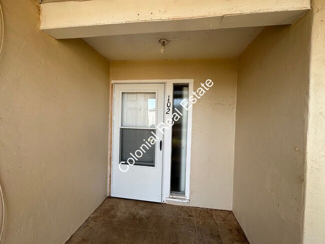 Building Photo - Spacious and efficient two-bedroom one bat...