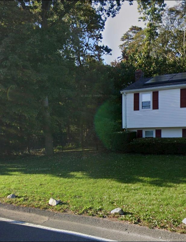 Building Photo - 704 N Cary St