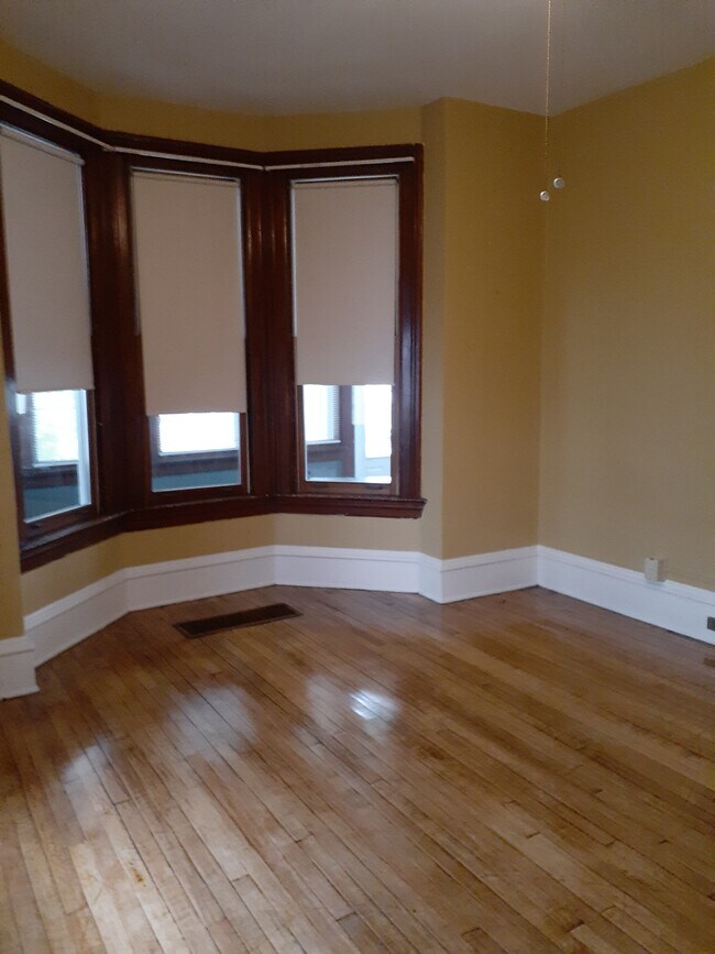 Foto del edificio - 505 8th Ave SE