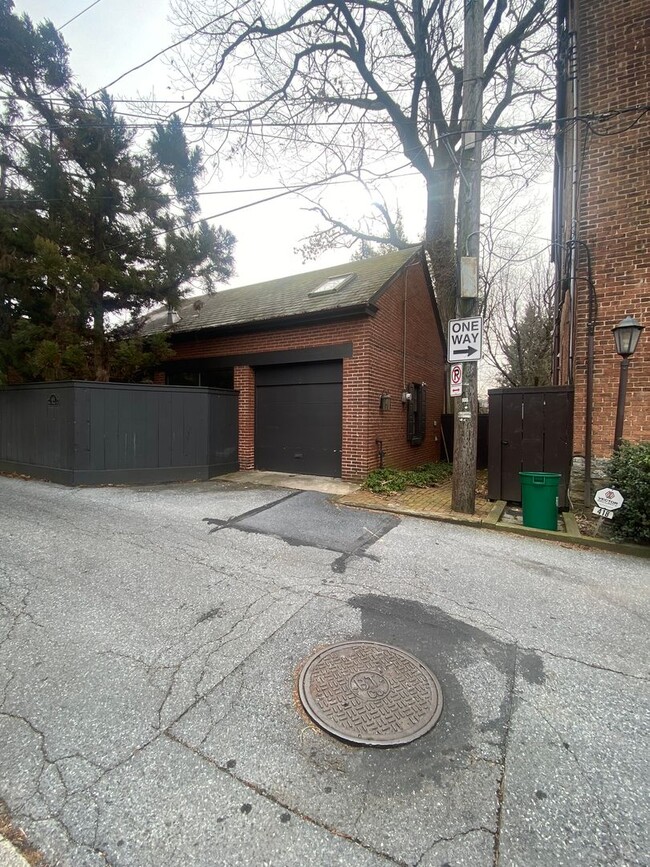 Building Photo - 414 W. MARION ST LANCASTER PA 17603