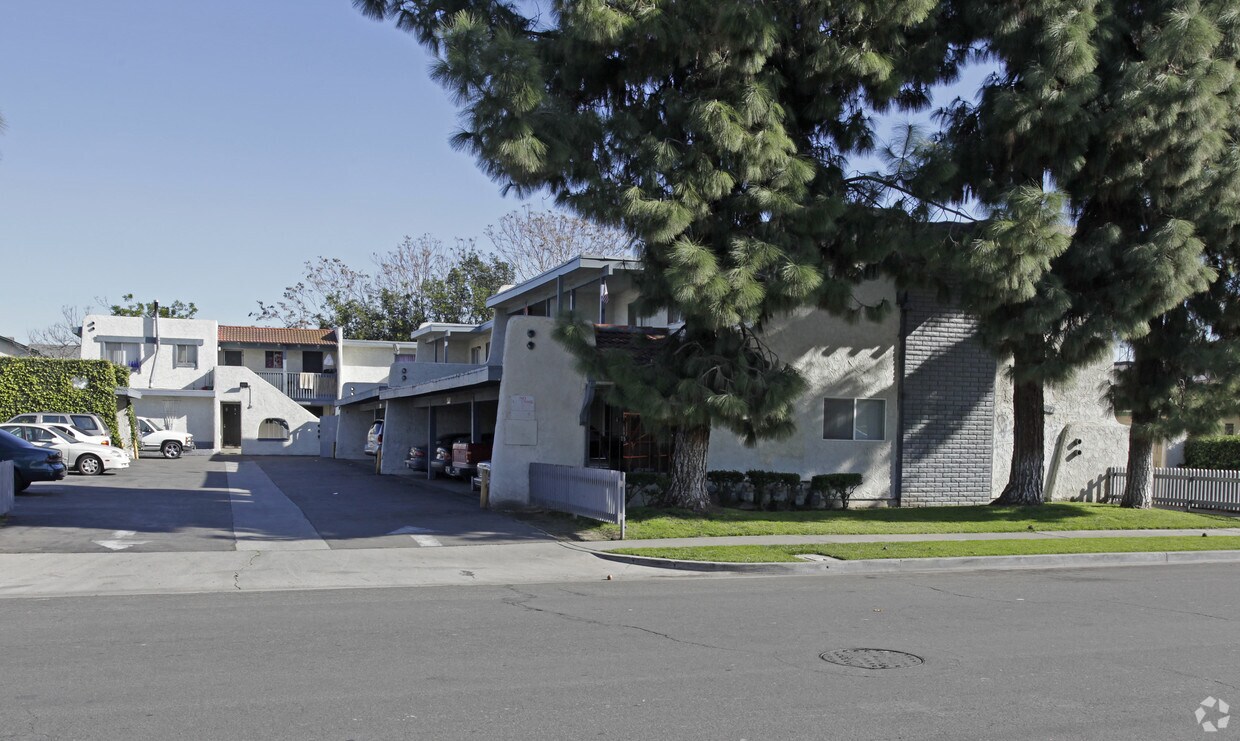 6092 Kingman Ave, Buena Park, CA 90621 Apartments in Buena Park, CA