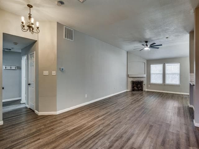 Foto del edificio - 3306 Olympus Ct