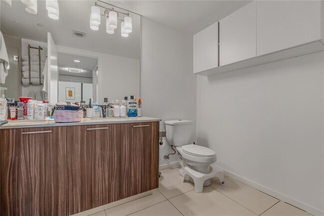 Foto del edificio - 5252 NW 85th Ave