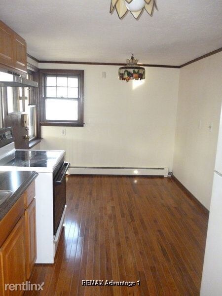 Building Photo - 2 br, 1 bath Apartment - 6 Flagg St
