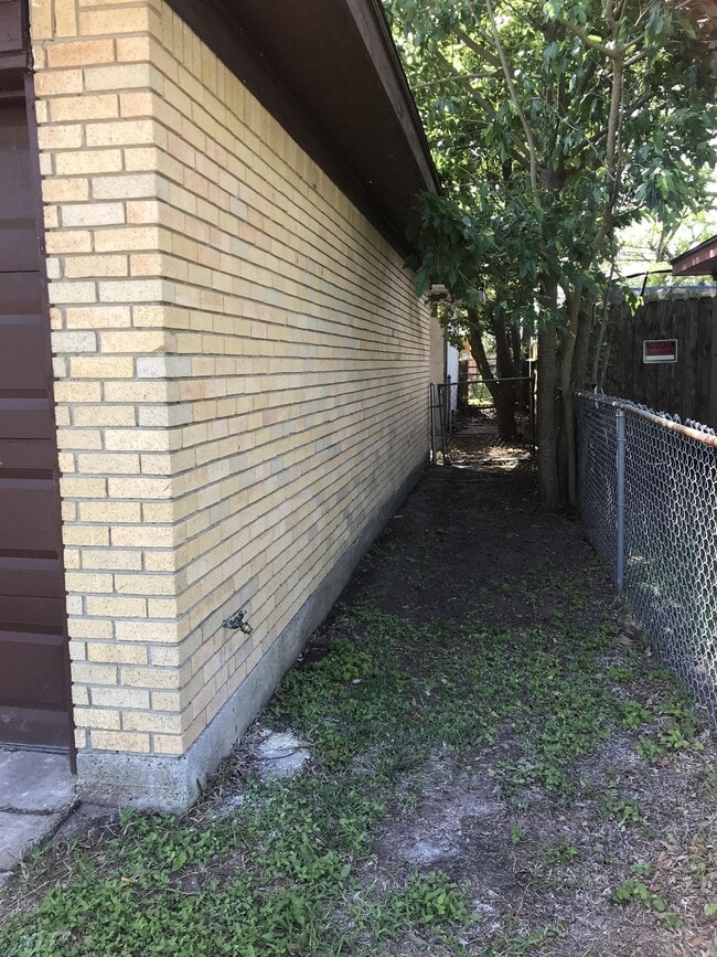 Photo - 2813 27th Ave N House