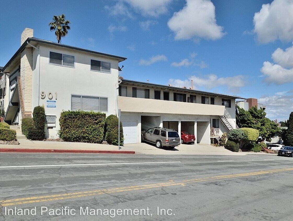 Primary Photo - 901 E Grand Ave
