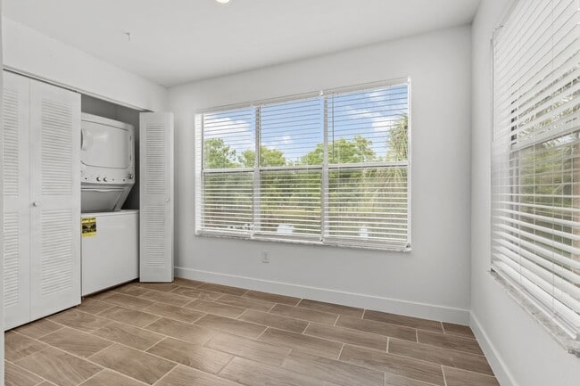 Photo - VENETIAN PLACE - 2nd floor • 1 BR 1 Bath - 735 ft² Apartment