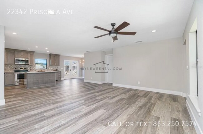 Foto del edificio - 22342 Priscilla Ave