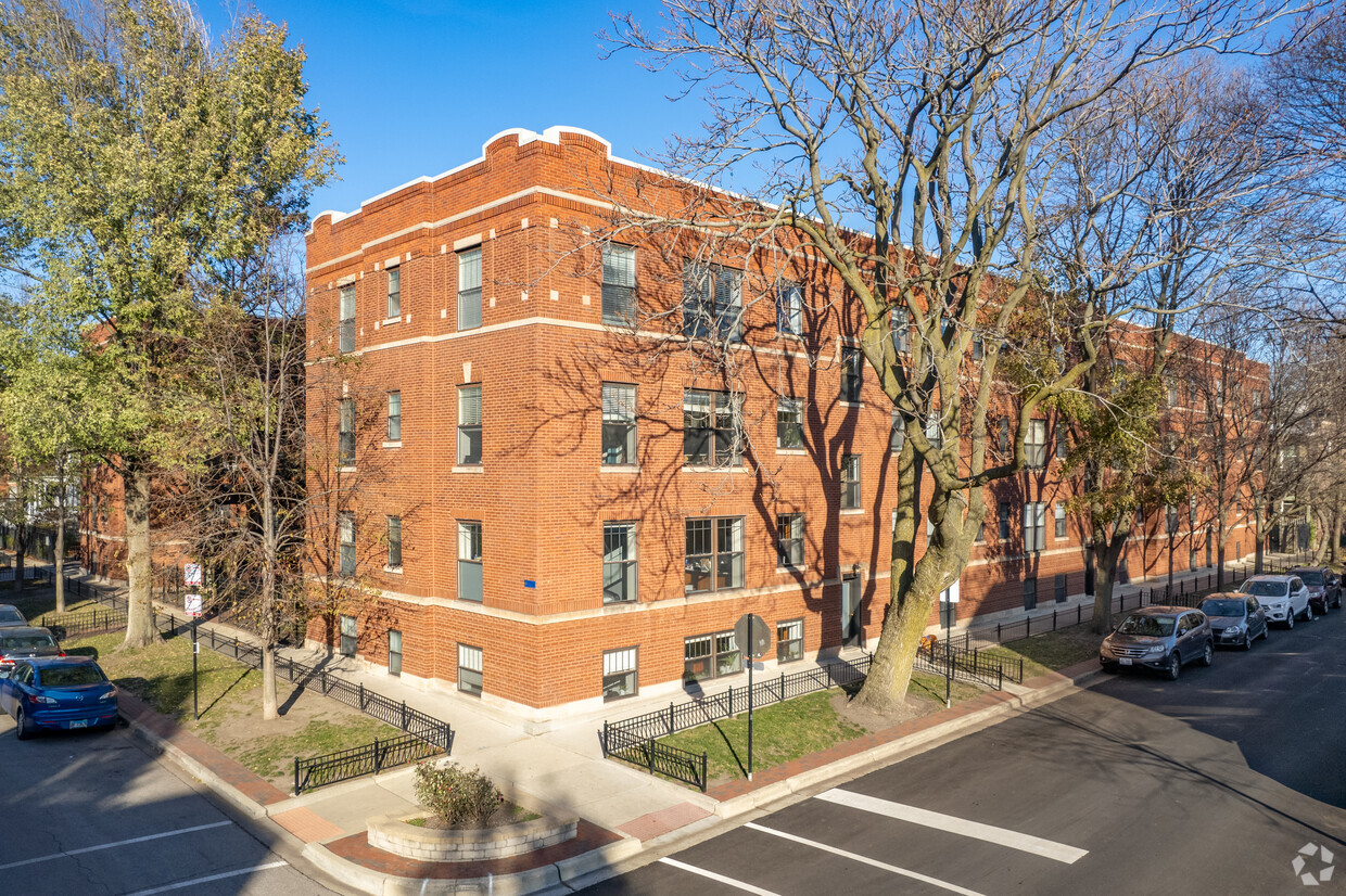 Primary Photo - Mildred Court Condominium