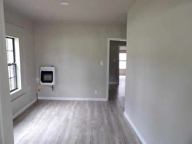 Foto del edificio - 311 NW 5th St