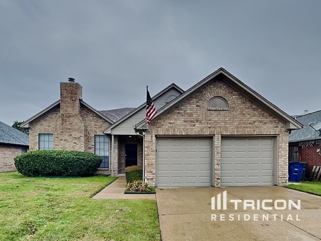 Building Photo - 6747 Mountain Cedar Lane Dallas TX