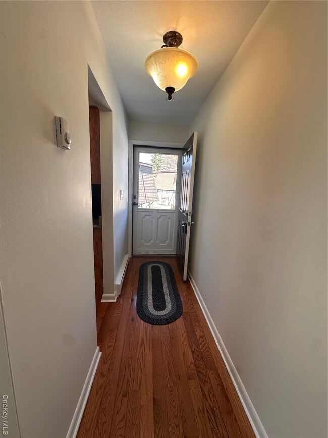 Building Photo - 129 Main St