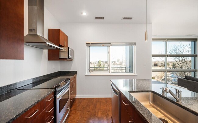 Foto del edificio - 2958 Syracuse St