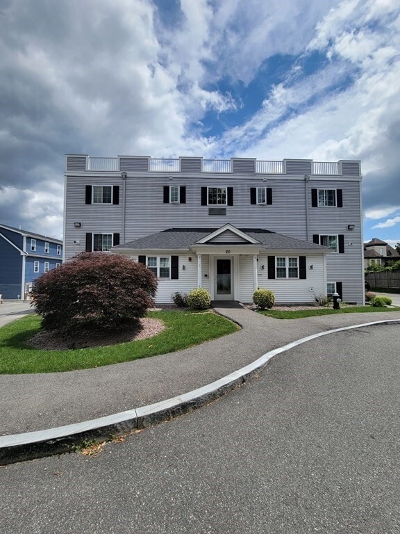 Building Photo - 20 W Rosseter St