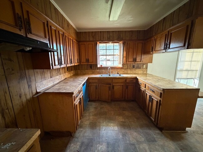 Building Photo - COMING SOON in Sunset!