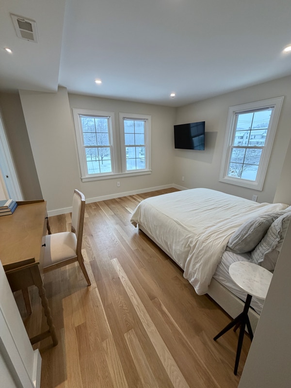 Building Photo - 314 Springfield St