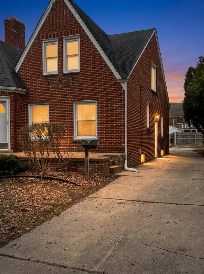 Foto del edificio - 1646 21st St