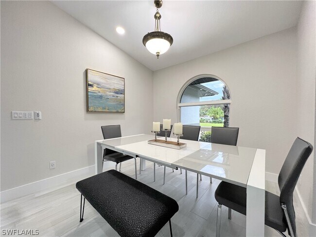 Foto del edificio - 3690 White Blvd