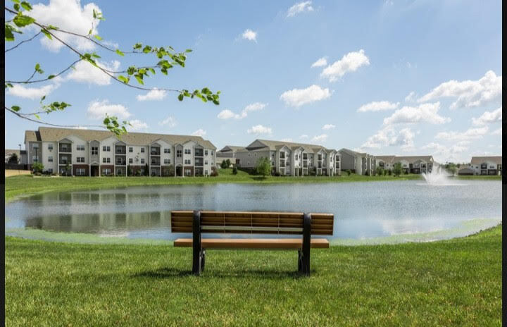Foto del edificio - 3532 Cedarplaza Ln
