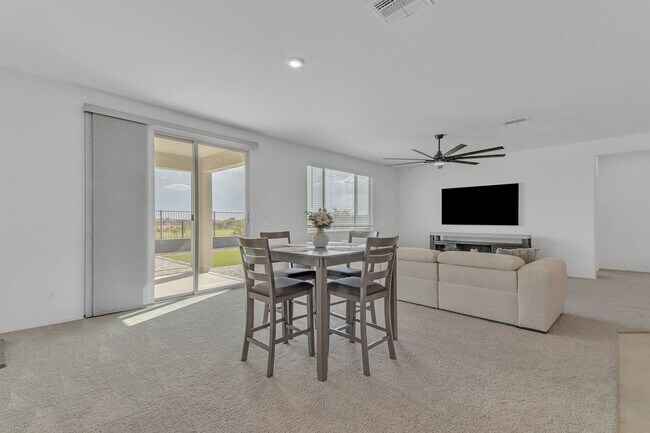 Building Photo - Welcome to Your Casa Grande Retreat — Wher...