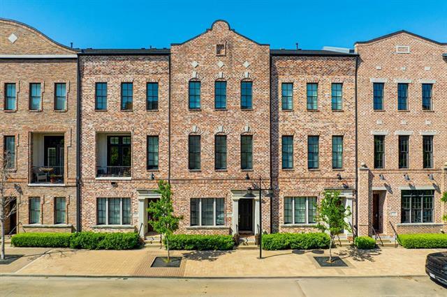 Building Photo - 751 S Cesar Chavez Blvd