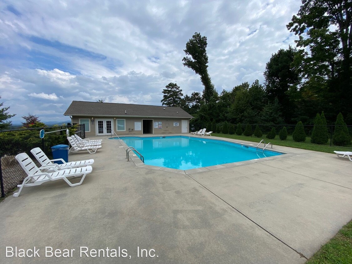 Primary Photo - 2 br, 3 bath House - 122 Rotunda Circle